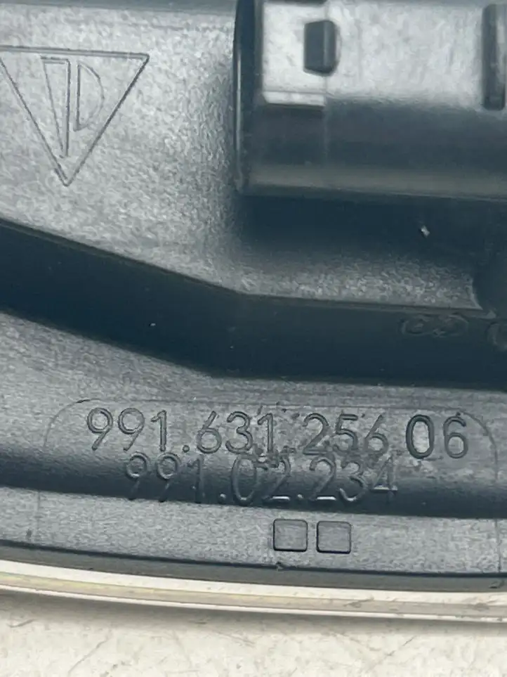 Porsche 911 992 (2019 - ) 991631256 Поворотный фонарь крыла — фото 7