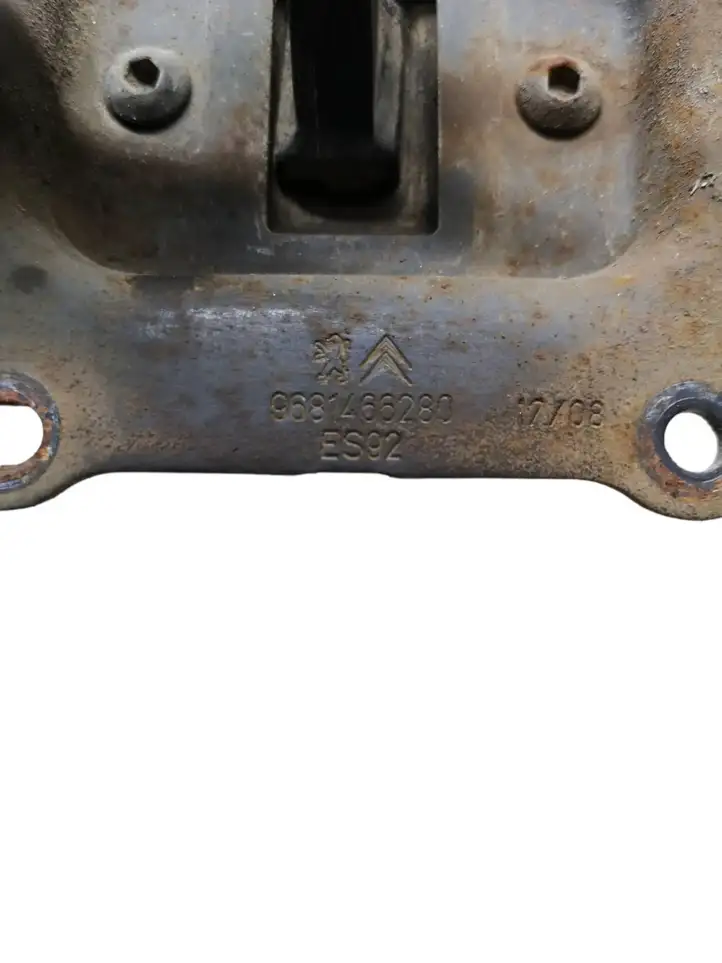 Citroen Berlingo (2003 - 2007) 9681466280 Ограничитель багажной двери — фото 5