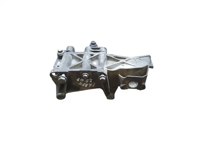 Renault Trafic II (X83) (2002 - 2014) 8200526444 Кронштейн двигателя — фото 2