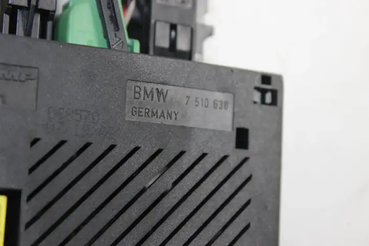 BMW 5 E60 E61 (2004 - 2010) 7510638 Блок предохранителей — фото 4