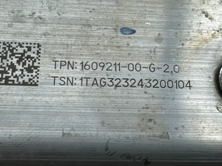 Tesla Model X (2021 - ) 160921100G Ресивер пневмоподвески — фото 3