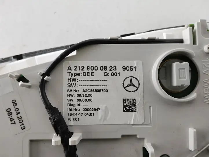 Mercedes-Benz E W212 (2009 - 2016) A2129000823 Передняя подсветка — фото 2