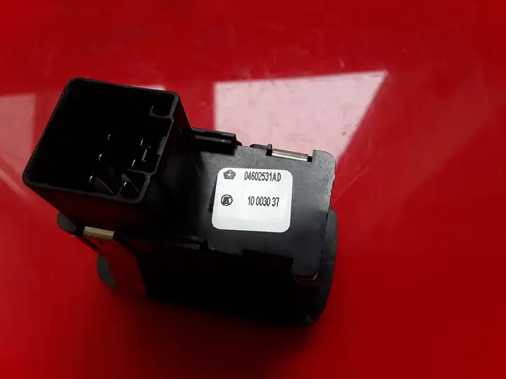 Dodge Nitro (2006 - 2011) 04602531AD Кнопка стеклоподъемников — фото 3