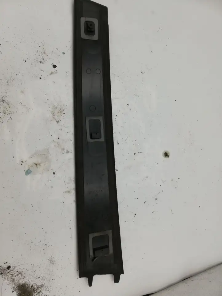 Toyota Corolla Verso E121 (2004 - 2007) 757560F010 Накладка стекла передней двери — фото 2