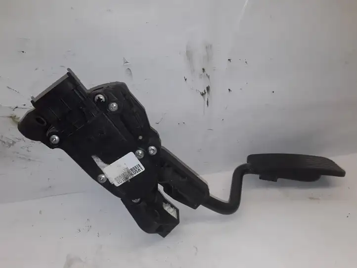 Hyundai i30 (2007 - 2012) 101001K0581 Педаль акселератора — фото 3