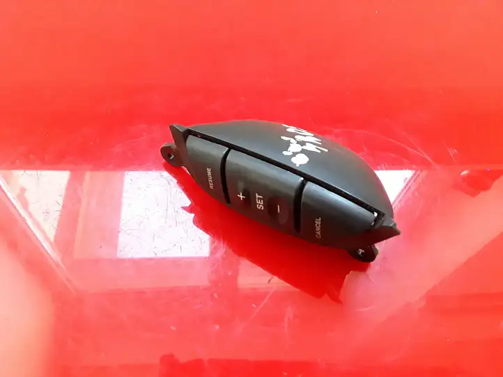 Jaguar S-Type (2004 - 2008) 2R8314K147AC Кнопки на рулевом колесе — фото 1