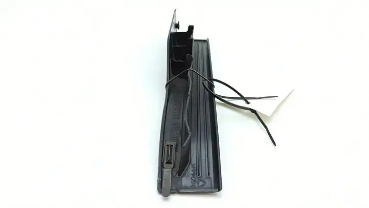 Mercedes-Benz C W204 (2007 - 2014) A2046860336 Внутренняя отделка заднего порога — фото 3