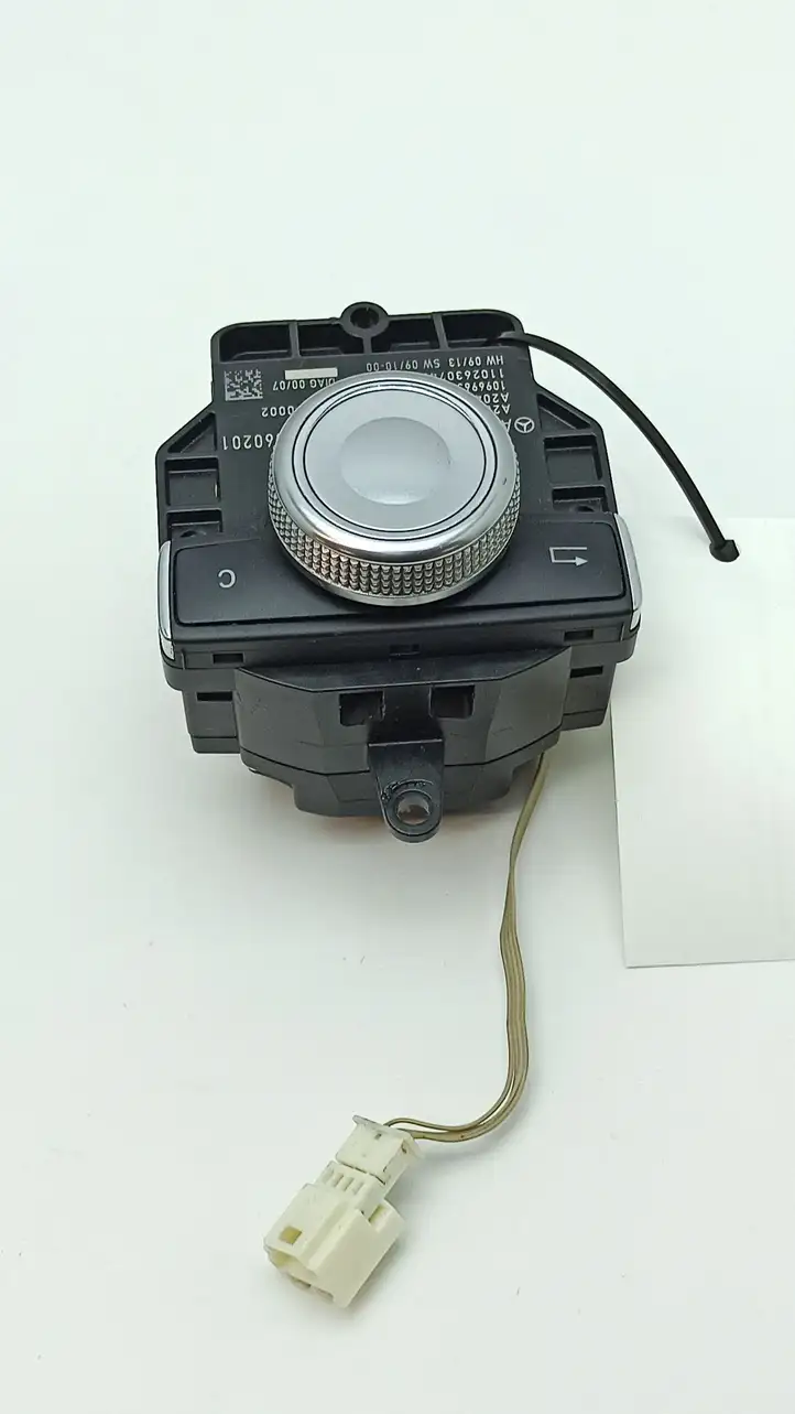 Mercedes-Benz C W204 (2007 - 2014) A2048700779 Мултифункционный включатель управления / ручка — фото 9
