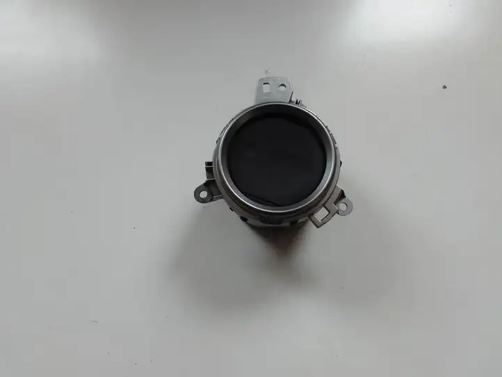 Toyota Auris E180 (2012 - 2018) 5568002020C0 Боковой воздушный дефлектор — фото 1