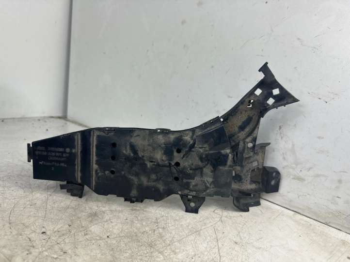 5Q0971615R Volkswagen Golf VII Kita variklio skyriaus detalė