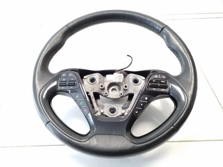 Kia Ceed (2012 - 2015) Руль — фото 1