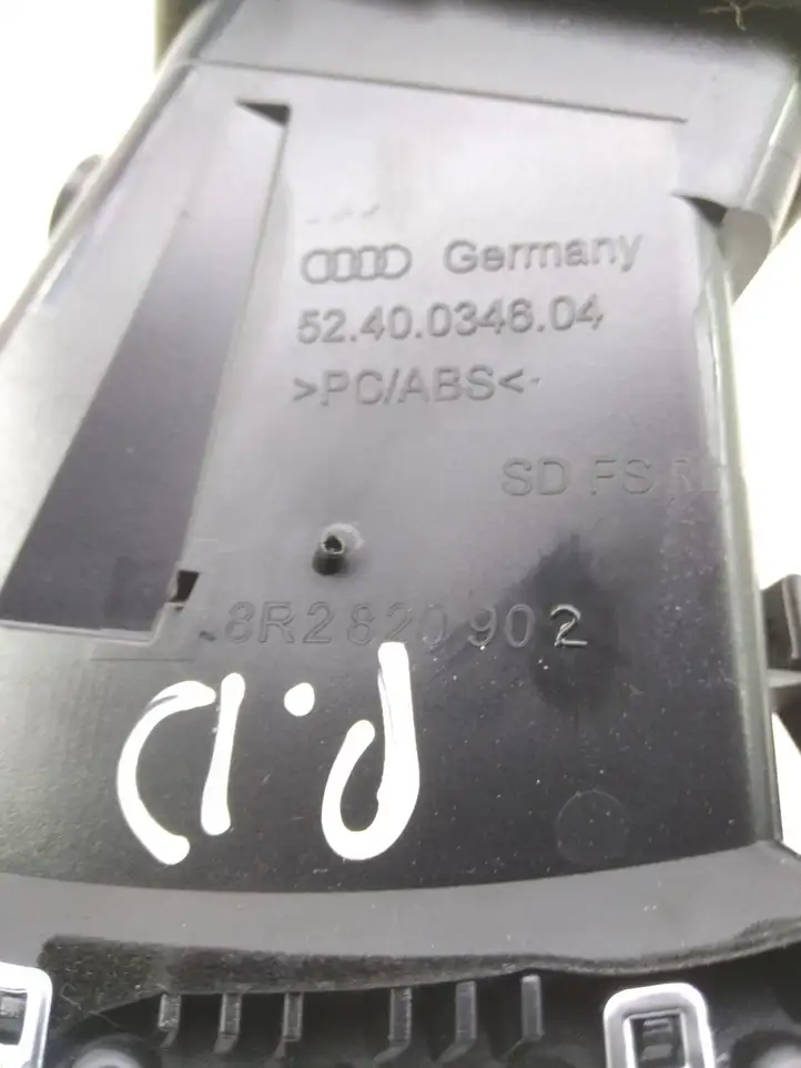 Audi Q5 SQ5 (2008 - 2012) 8R2820902 Боковой воздушный дефлектор — фото 3