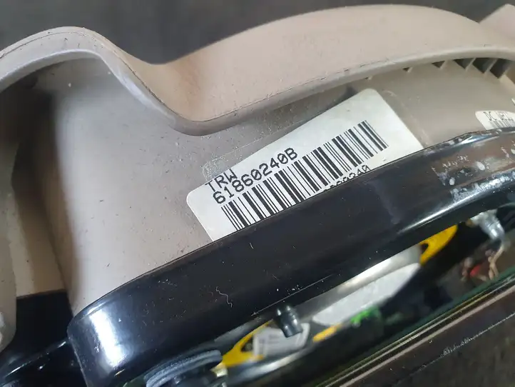 Mercedes-Benz E W211 (2002 - 2009) 61860240B Крышка airbag рулевого колеса — фото 6