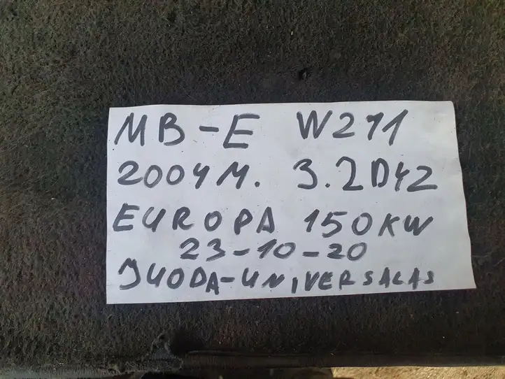Mercedes-Benz E W211 (2002 - 2009) A2117230524 Прочая отделка задней двери — фото 4