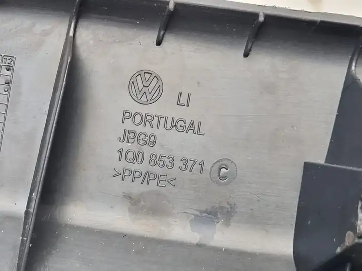 Volkswagen Eos (2006 - 2010) 1Q0853371C Внутренняя отделка переднего порога — фото 6