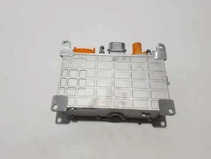 Mercedes-Benz EQC (2018 - ) A0009009026 Модуль беспроводной зарядки — фото 4