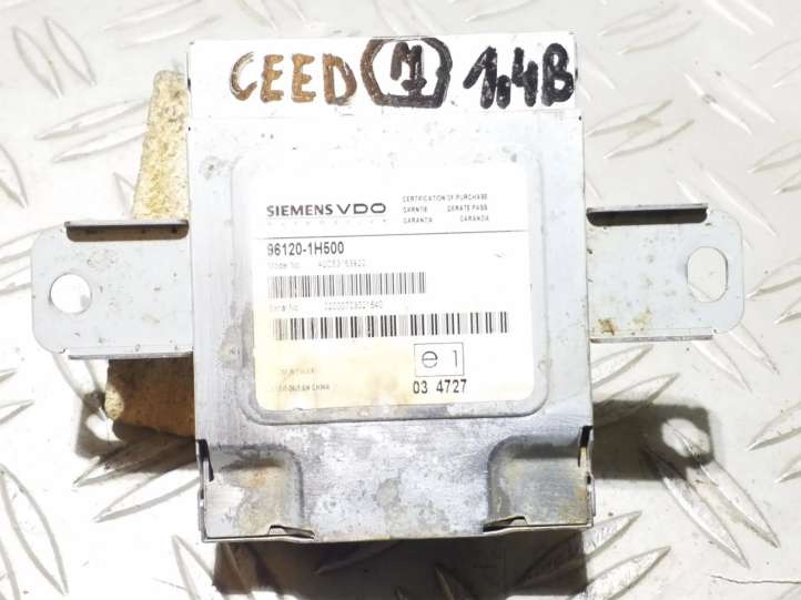 961201H500 KIA Ceed USB jungtis