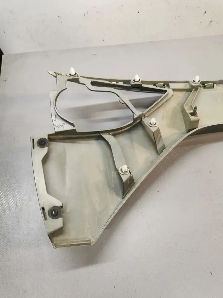 Toyota Avensis T270 (2015 - 2018) 7681195140 Подсветка номера — фото 9