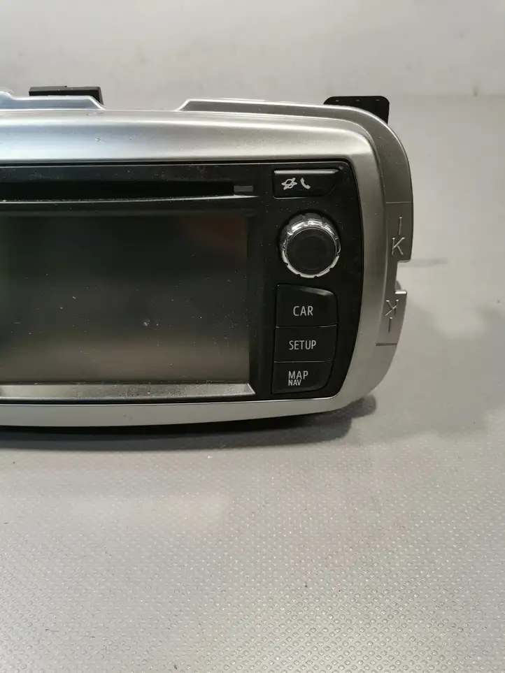 Toyota Yaris (2012 - 2014) 861400D050 Магнитола / мультимедийная система — фото 6
