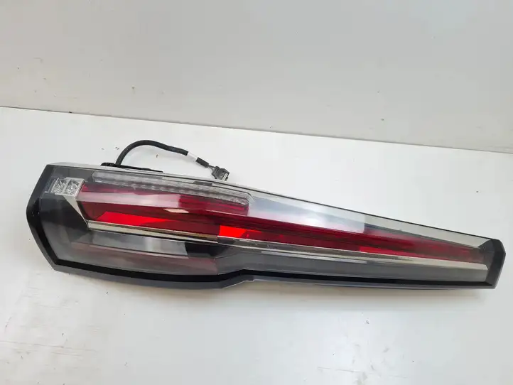 Cadillac Escalade IV (2014 - 2019) 84211923 Задний фонарь в кузове — фото 3