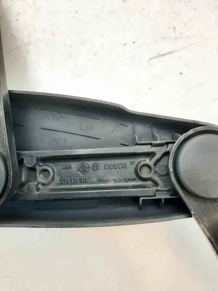 Mercedes-Benz E C207 W207 (2009 - 2017) 3392125813 Рычаг стеклоочистителя — фото 9