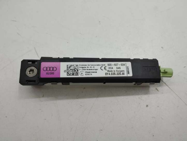 8Y4035225 Audi A3 8Y Antenos stiprintuvas