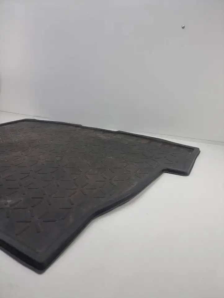 Toyota RAV 4 (XA50) (2018 - ) PW2414200 Резиновый коврик багажника — фото 3