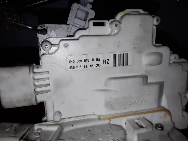 Audi A8 S8 D4 4H (2010 - 2014) 4H0839015D Замок задней двери — фото 4