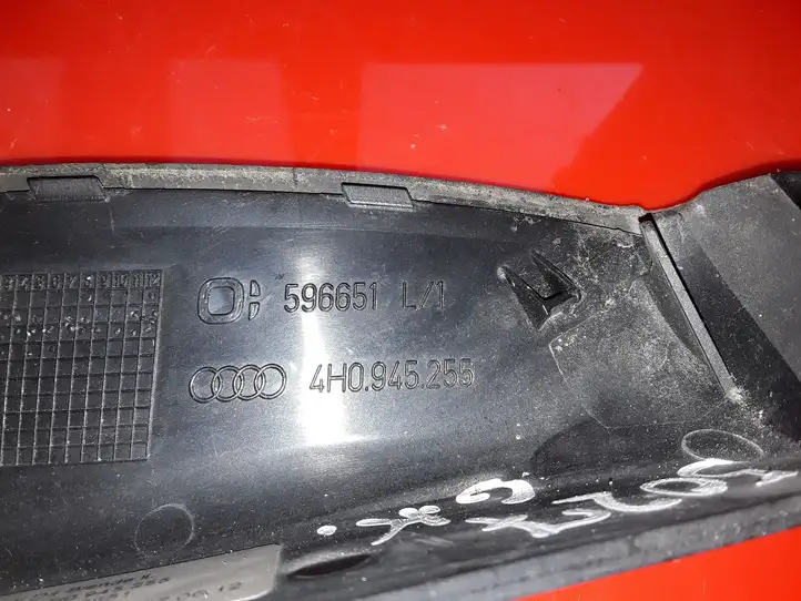 Audi A8 S8 D4 4H (2010 - 2014) 4H0945255 Отделка (ленточка) заднего фонаря — фото 2