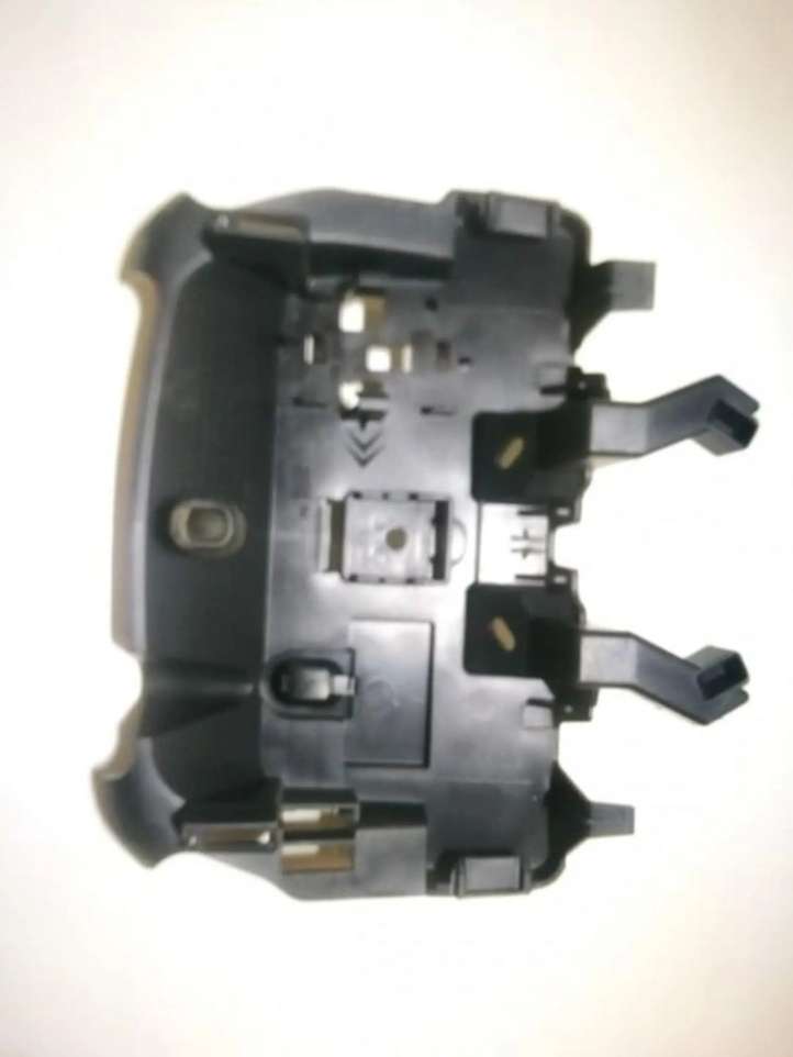 9682941880 Citroen C4 I Kita išorės detalė