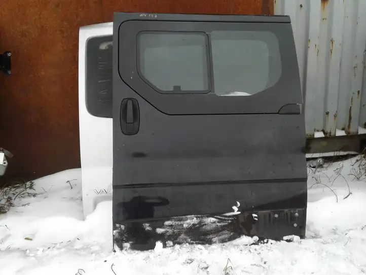 Renault Trafic II (X83) (2002 - 2014) Боковая раздвижная дверь — фото 1