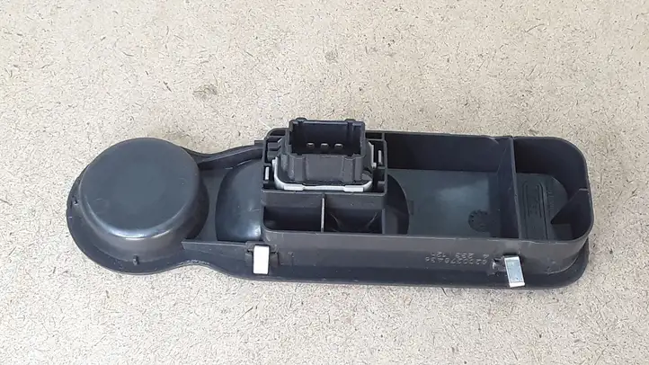 Renault Modus (2004 - 2007) 8200278436 Кнопка стеклоподъемников — фото 2