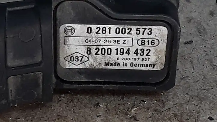 Renault Modus (2004 - 2007) 8200194432 Датчик давления воздуха впуска — фото 2