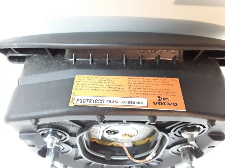 Volvo V70 (2007 - 2013) P30721996 Подушка безопасности руля — фото 3