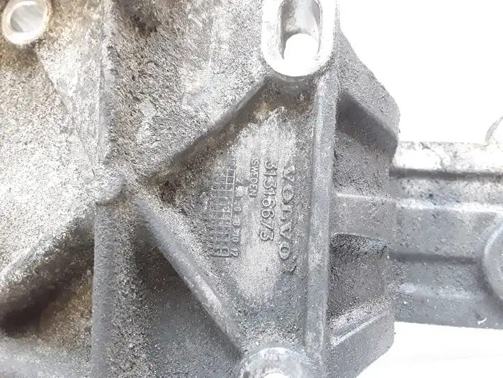 Volvo S80 (2009 - 2013) 31316673 Кронштейн генератора — фото 3