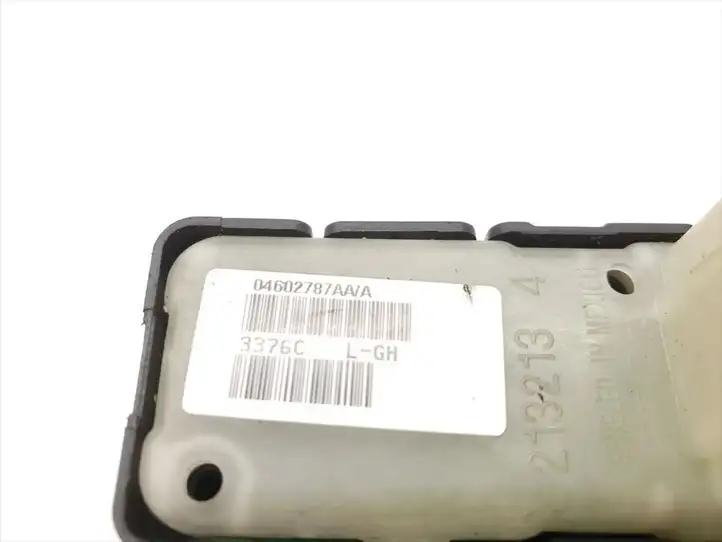 Jeep Grand Cherokee (WK) (2004 - 2010) 04602787AA Блок кнопок стеклоподъемников — фото 5
