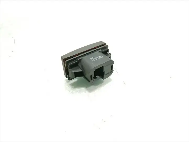 Ford Focus (2005 - 2008) 3M5T13A350AB Включатель аварийных фонарей — фото 2