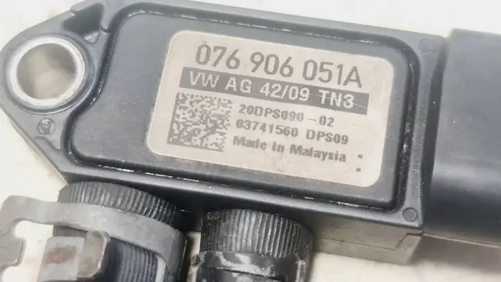 Audi A3/S3 8P (2004 - 2008) 076906051A Датчик давления выхлопных газов — фото 4