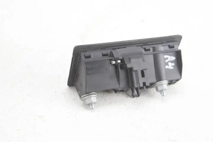 Audi A4 S4 B8 8K (2011 - 2015) 5N0827566 Кнопка закрытия крышки багажника — фото 5