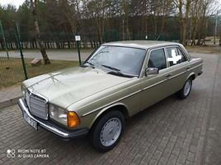 Mercedes-Benz W123 Pagrindinis galinių durų stiklas