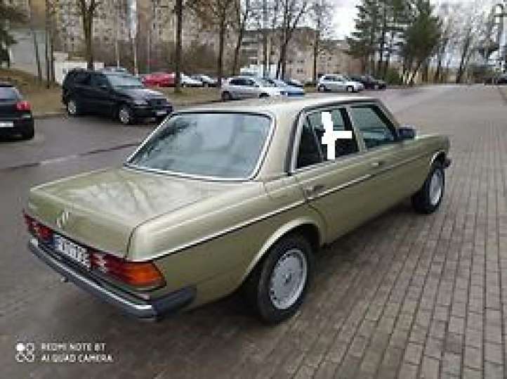 Mercedes-Benz W123 Pagrindinis galinių durų stiklas