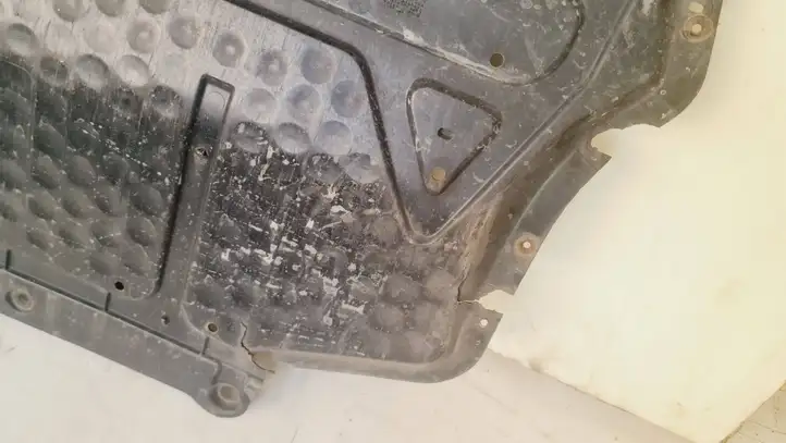 Audi A3/S3 8P (2004 - 2008) 1K0825237 Защита двигателя — фото 2