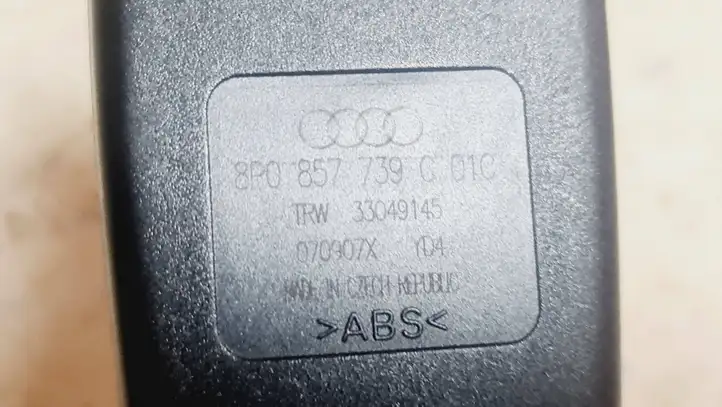 Audi A3/S3 8P (2004 - 2008) 8P0857739C Задний средний замок ремня — фото 3
