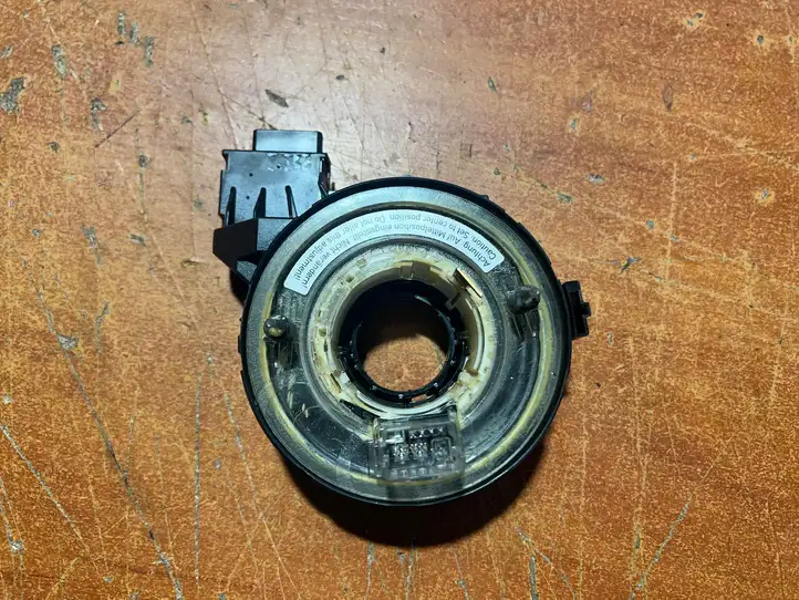 Audi A3/S3 8P (2004 - 2008) 1K0959653D Контактное кольцо SRS — фото 1
