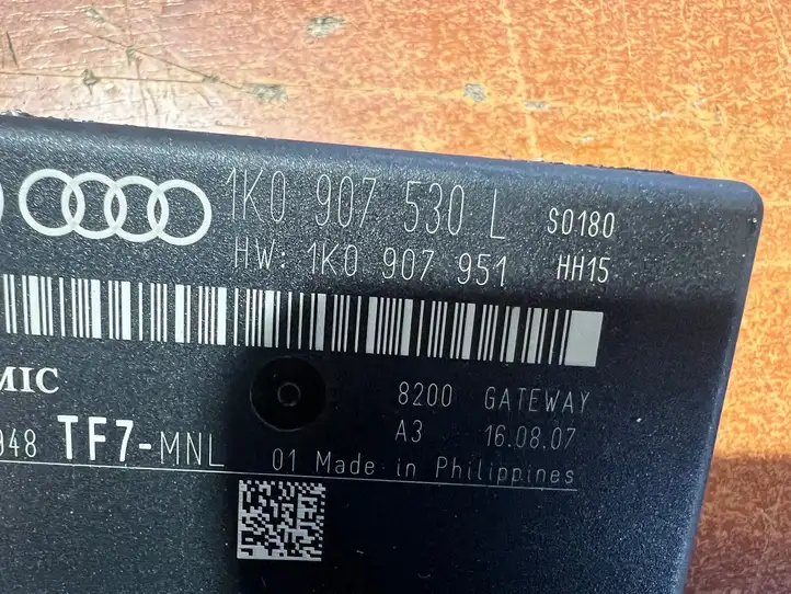 Audi A3/S3 8P (2004 - 2008) 1K0907530L Модуль Gateway — фото 2