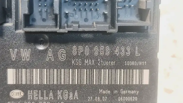 Audi A3/S3 8P (2004 - 2008) 8P0959433L Модуль комфорта — фото 4