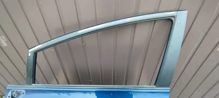 Toyota Prius (XW30) (2009 - 2015) Дверь — фото 4