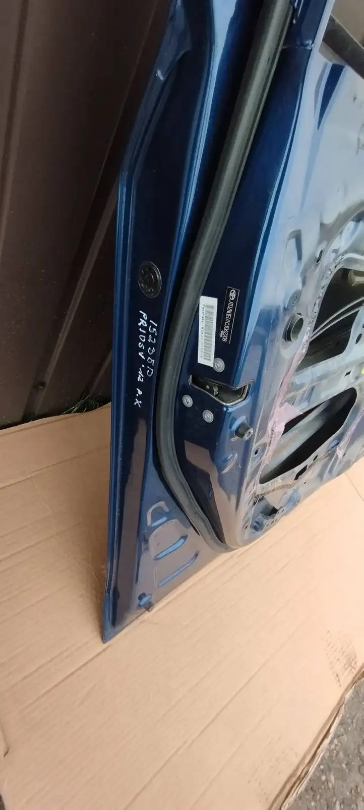 Toyota Prius (XW30) (2009 - 2015) Дверь — фото 8