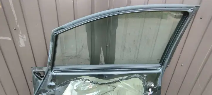 Toyota Verso (2012 - 2015) Дверь — фото 6