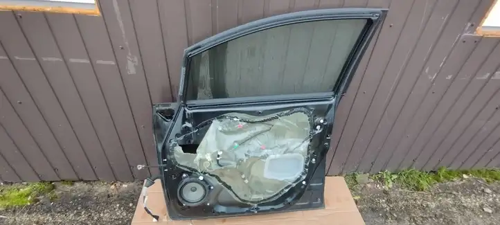 Toyota Verso (2012 - 2015) Дверь — фото 7